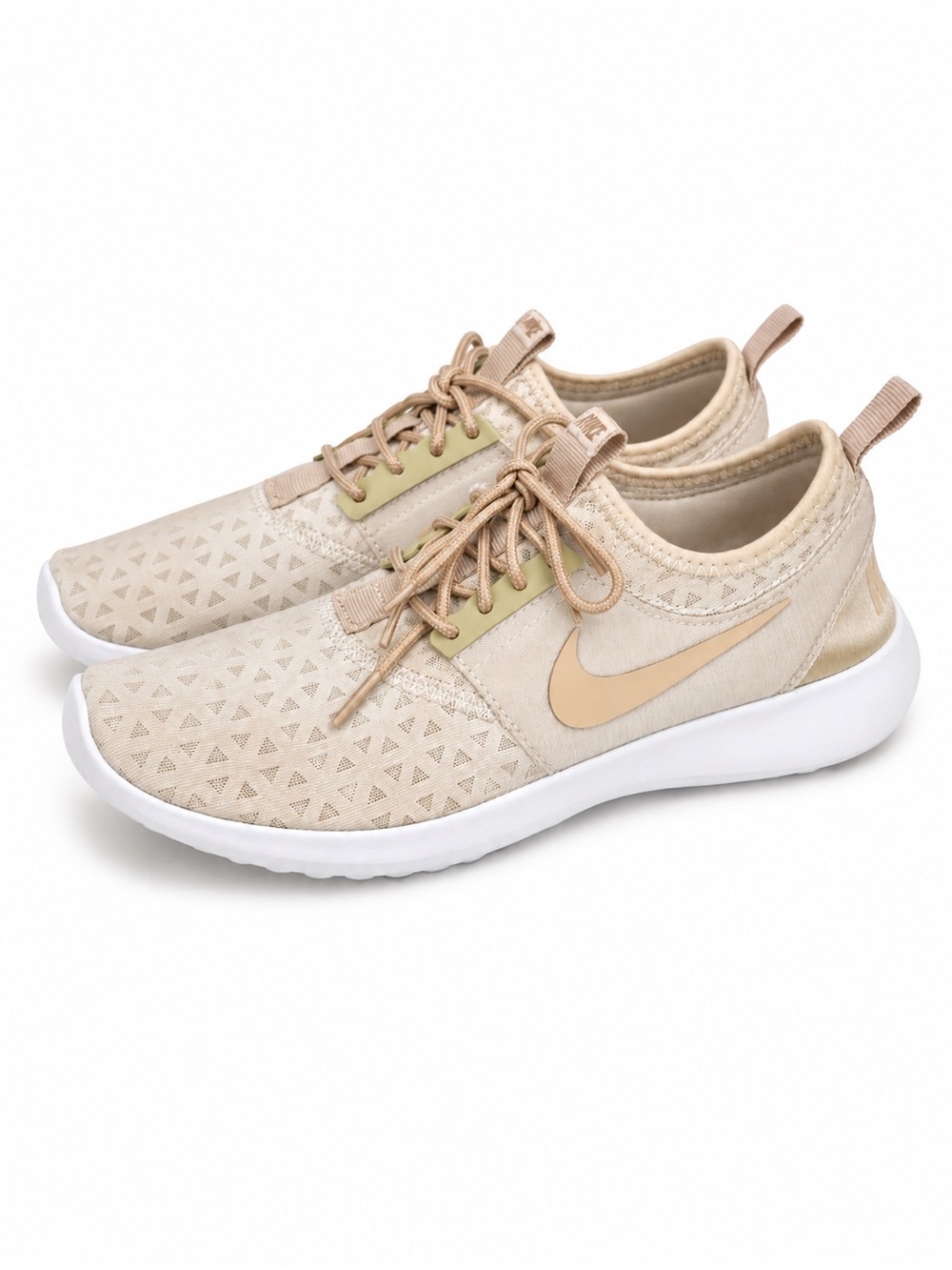 Nike Juvenate Women’s Beige Tan Sneakers Size 6 Lightweight Athletic Shoes